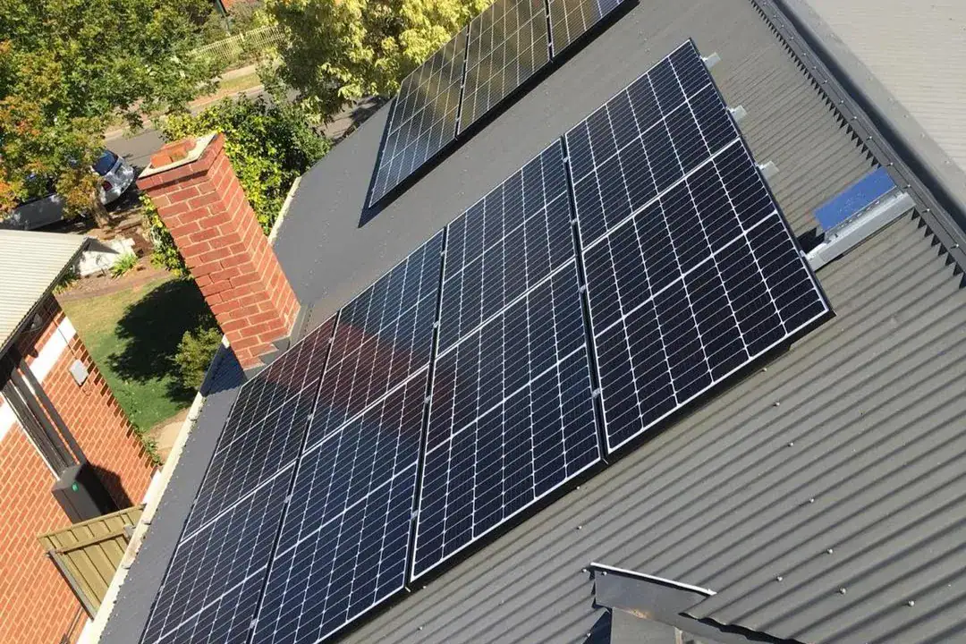 Solar Elizabeth